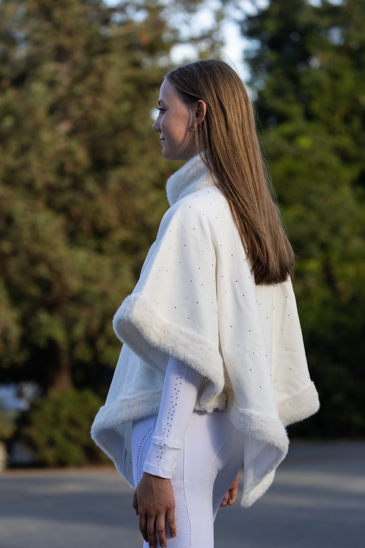 Regal Poncho - White